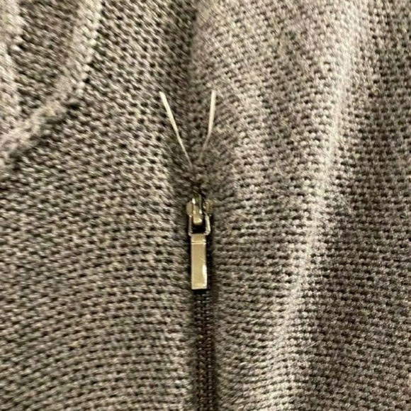 A. MOSS Sweater cap - Picture 4 of 16